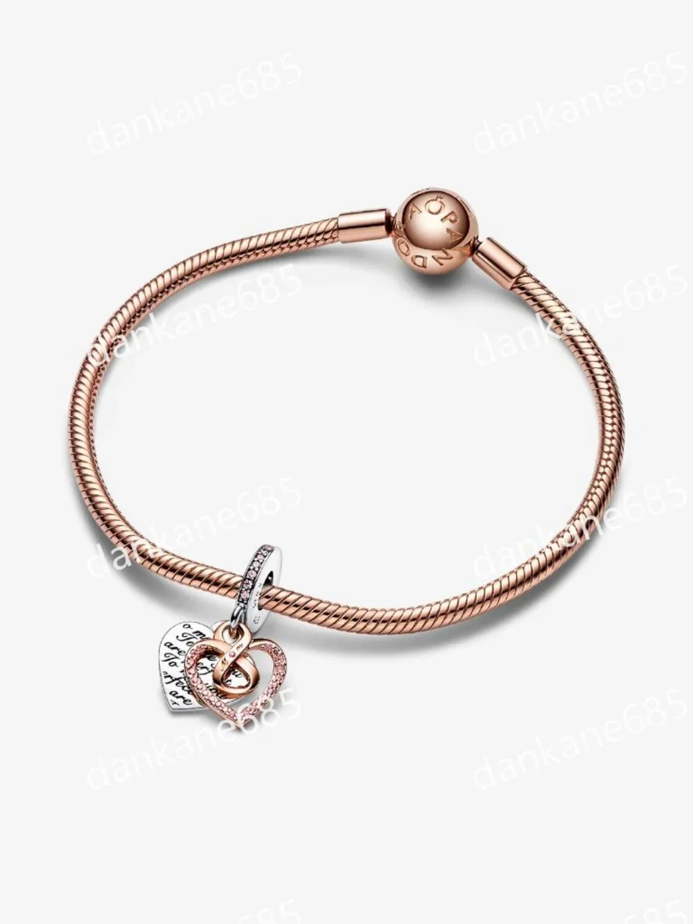 Pandora 🚚 ships